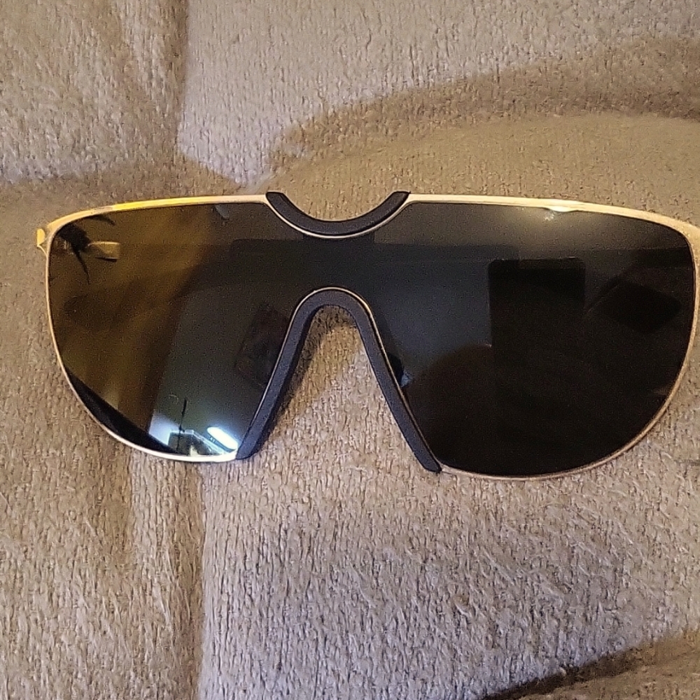 Unisex Mykita Mylon Aloe Sunglasses Visor